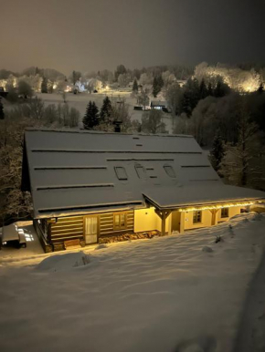 Roubenka Pod hvězdami, Strazne